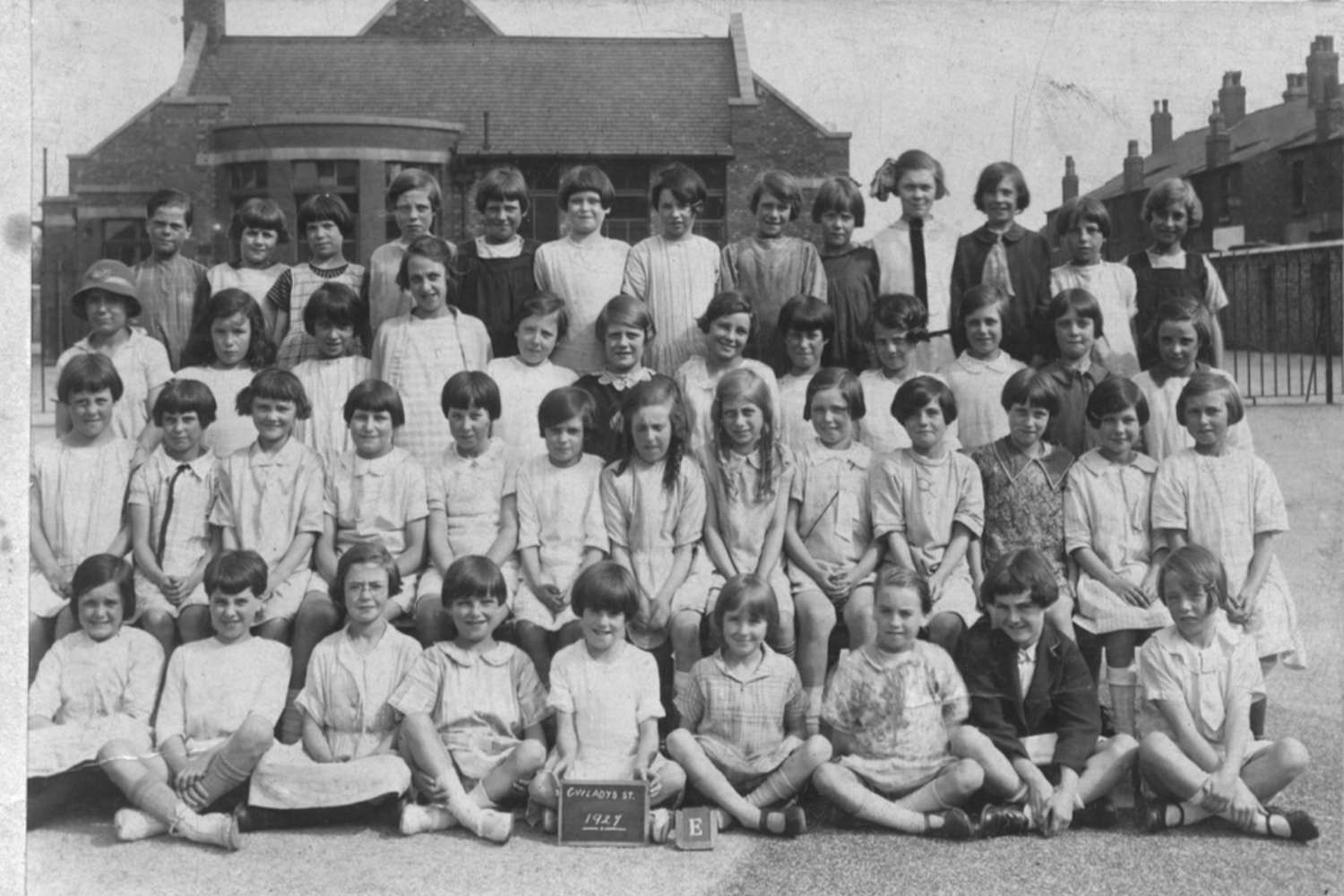 gwladys%20st_1500x1000